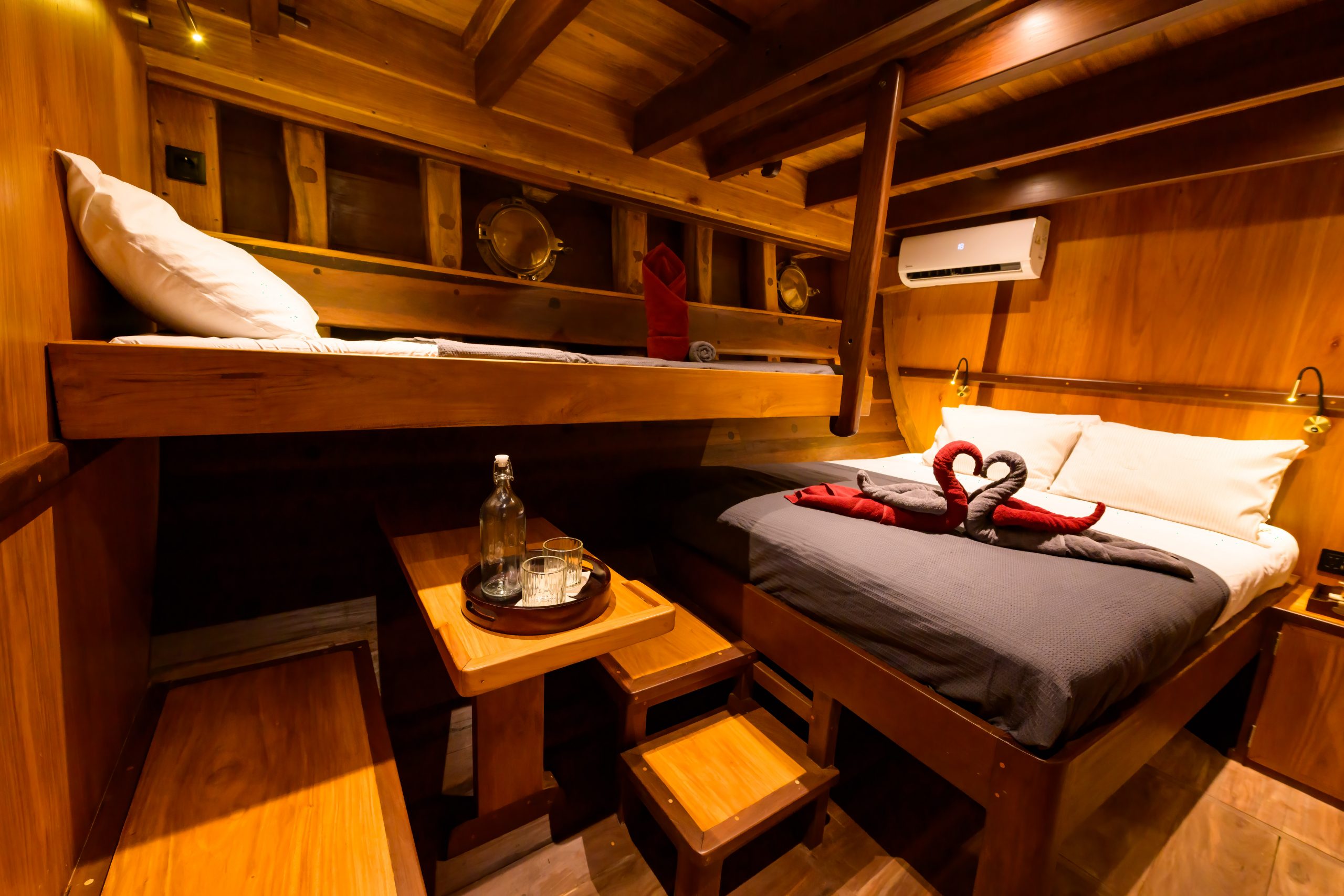 KLM Thalassa 42 double plus single cabin