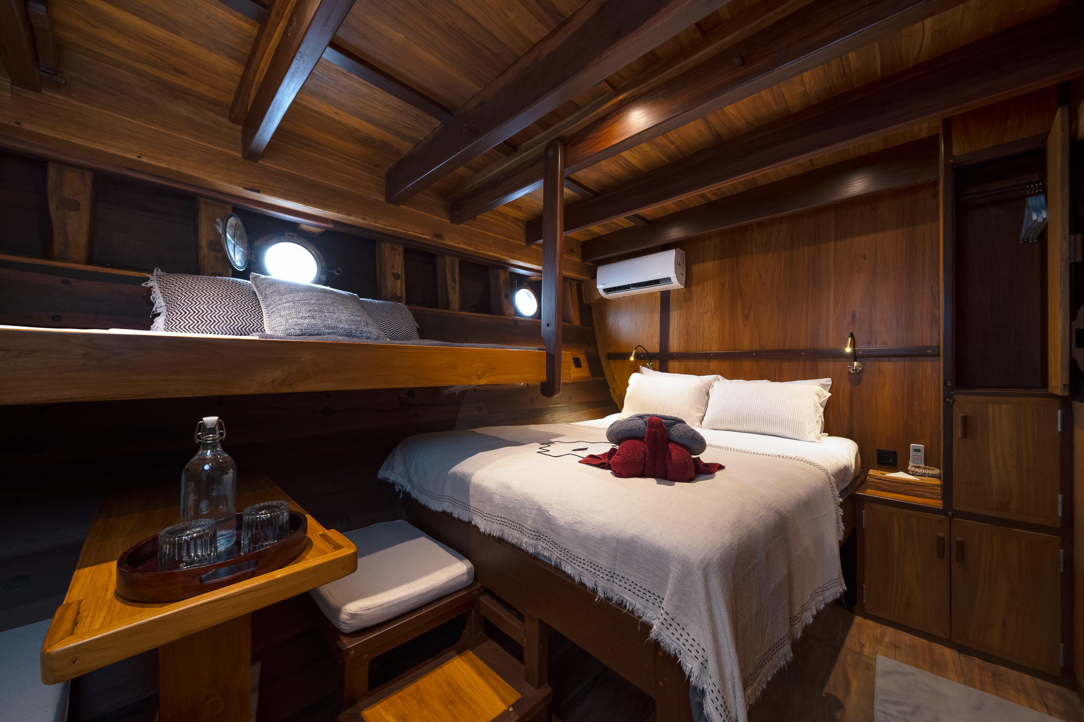 Ta'Talasa Asmat Cabin