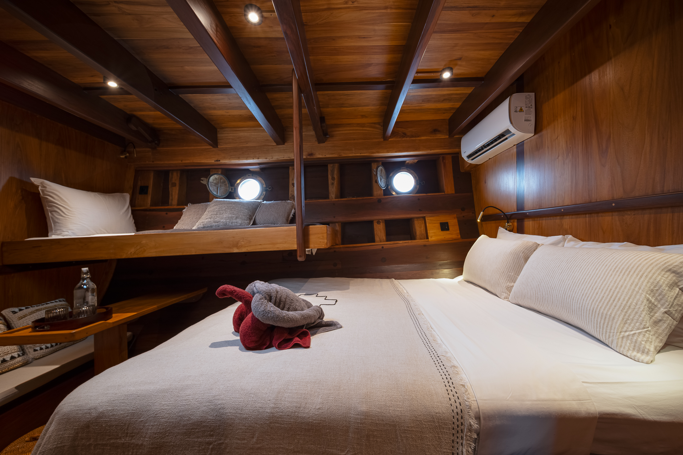 Ta'Talasa Asmat Cabin